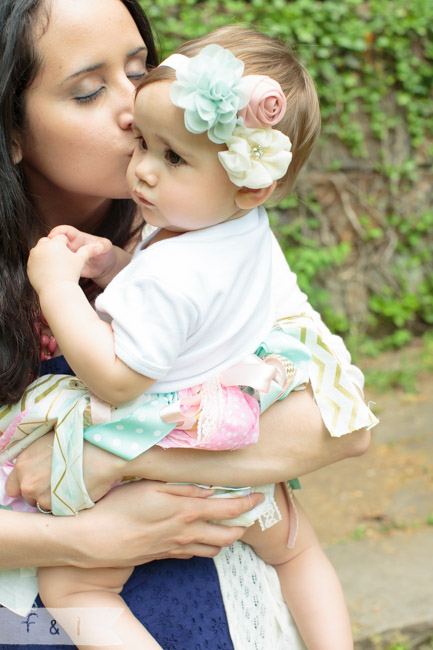 feather + light photography | Greenville, DE family photographer | lifestyle photography | valley garden park, DE | cake smash | first birthday