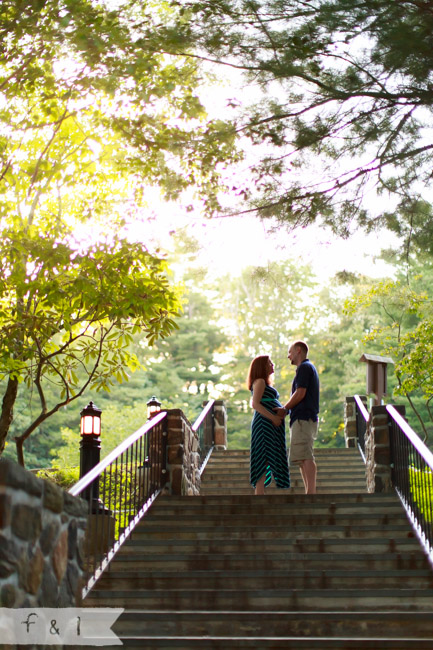 feather + light photography | maternity lifestyle photographer | main line ,pa maternity photographer | ridley creek state park