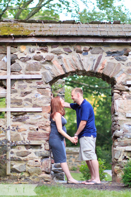 feather + light photography | maternity lifestyle photographer | main line ,pa maternity photographer | ridley creek state park