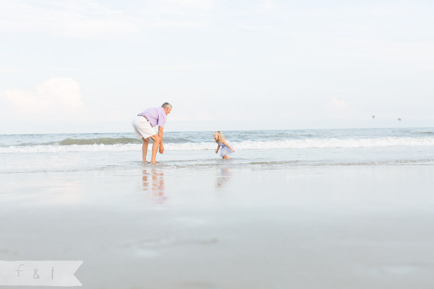 feather + light photography | devon, pa family photographer | ocean city, nj | family beach pictures