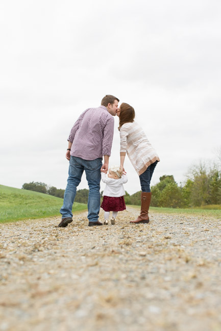 feather + light photography | family lifestyle photographer west chester, pa | strouds preserve | cake smash