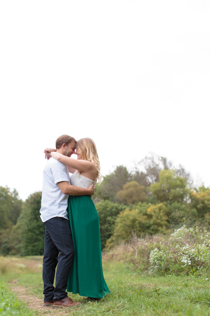 feather + light photography | main line maternity photographer | valley forge park | maternity in field