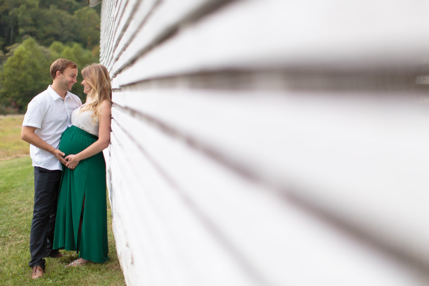 feather + light photography | main line maternity photographer | valley forge park | maternity in field