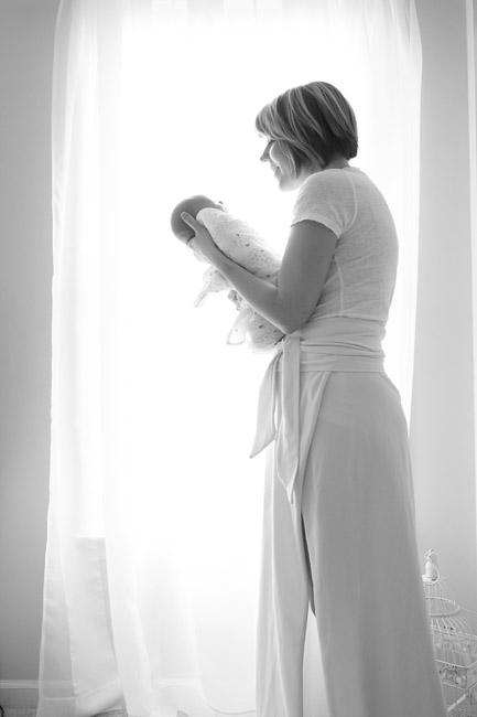 feather + light photography | main line pa newborn lifestyle photographer | newborn | it's a girl 