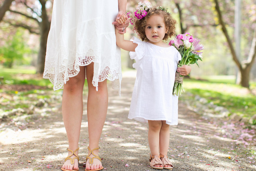 feather + light photography | maternity session with baby girl | pink | floral crowns | spring 