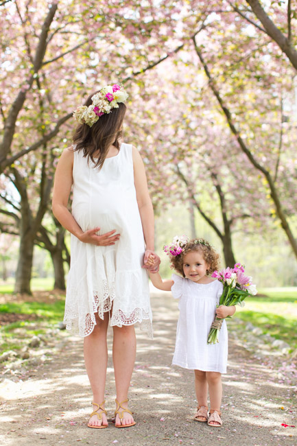 feather + light photography | maternity session with baby girl | pink | floral crowns | spring 