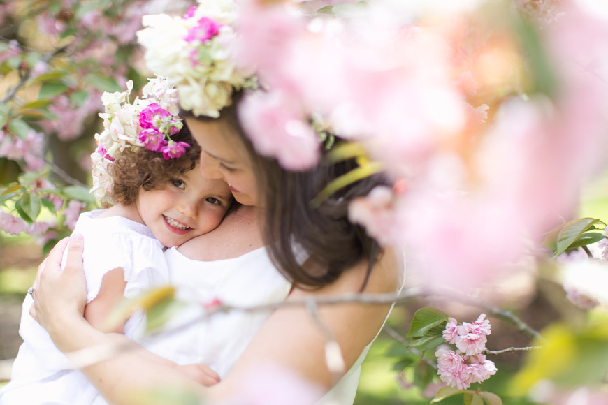 feather + light photography | maternity session with baby girl | pink | floral crowns | spring 