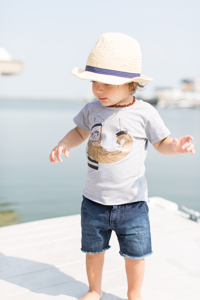 feather + light photography | rags to raches t shirts | sailer | babe fashion | hipster boy