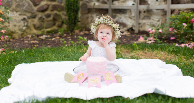 Madison's Cake Smash - West Chester, PA {Lifestyle, Family + Cake Smash}