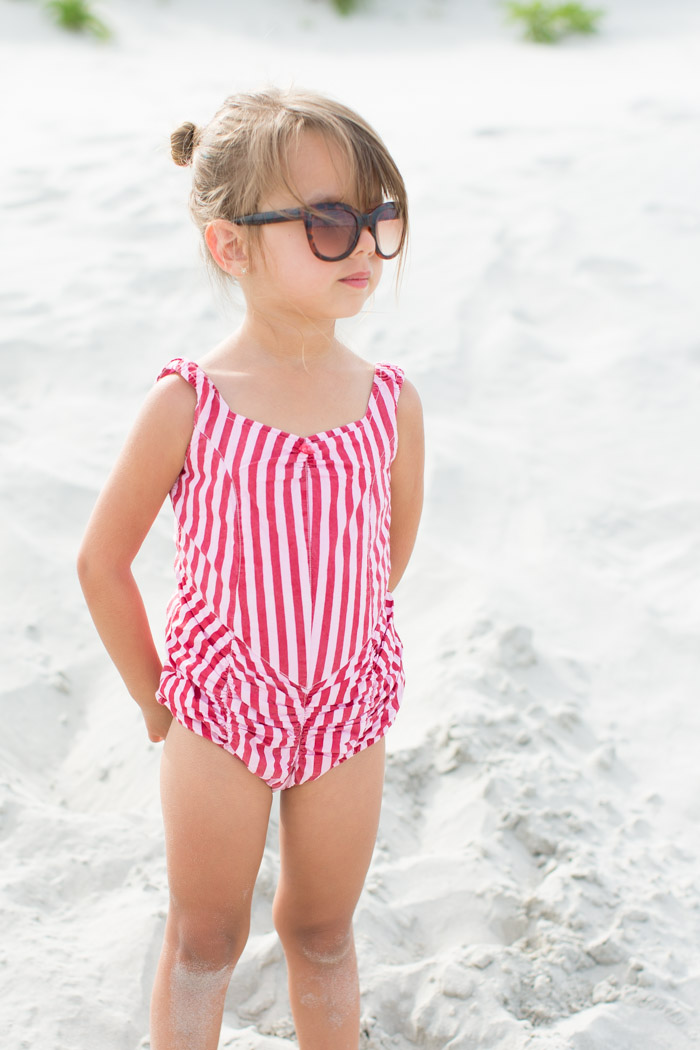 feather + light photography | child fashion blogger | wovenplay | retro girl style | keep them cool | vintage romper | stylin'