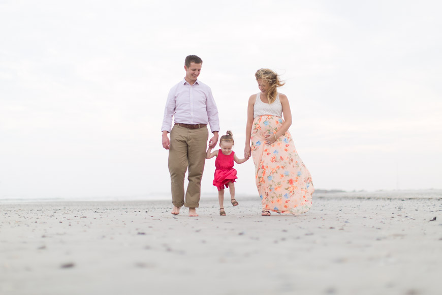 feather + light photography | lifestyle maternity photographer | ocean city, nj