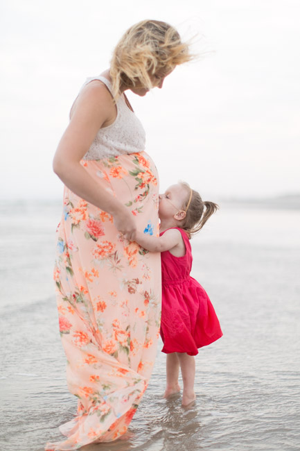 feather + light photography | lifestyle maternity photographer | ocean city, nj