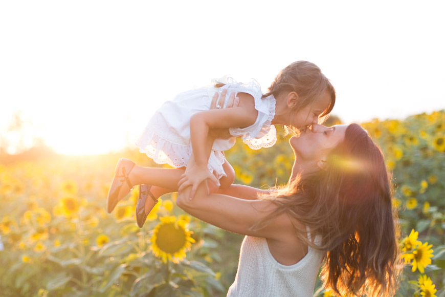 feather + light photography | philadelphia lifestyle blogger | sunflower fields | kennet square