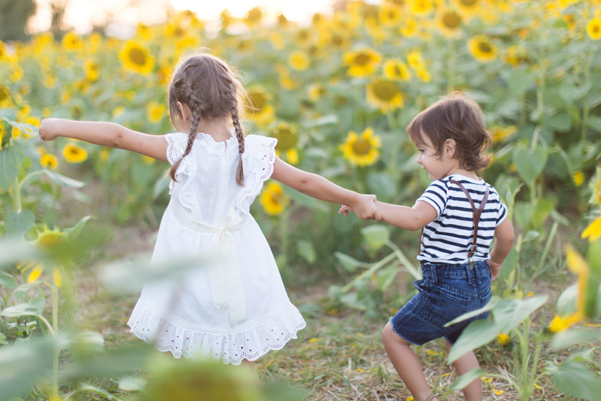 feather + light photography | philadelphia lifestyle blogger | sunflower fields | kennet square