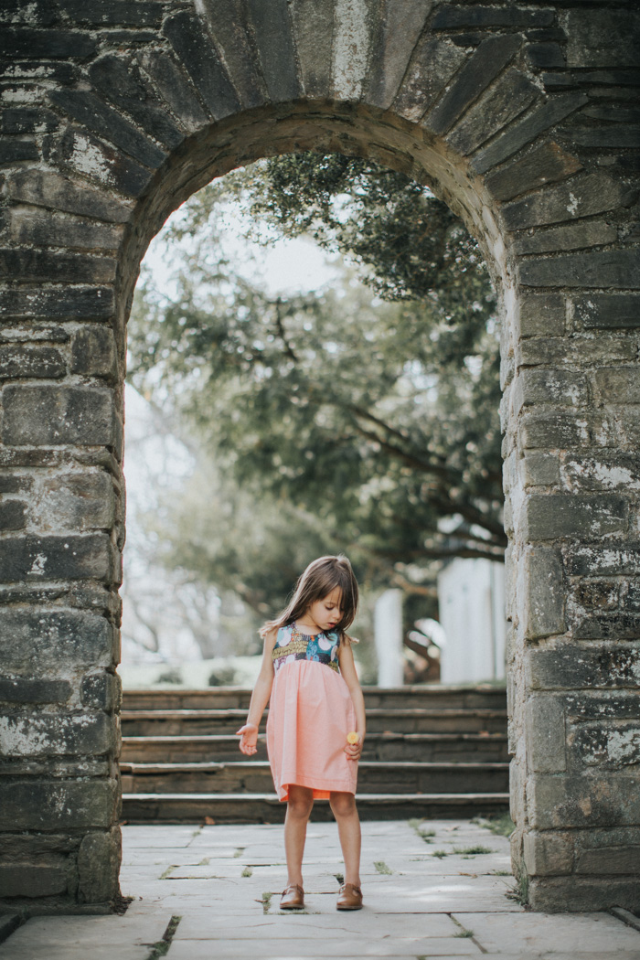 feather + light photography | blumonet | child fashion blogger | little girl style