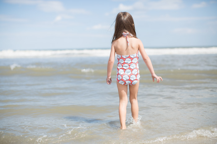 feather and light photography | bluemonet swimsuit | beach | child fashion blogger