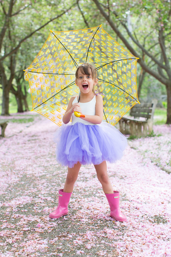 feather + light photography | child fashion blogger | wrare doll | tutu | rainboot style | pretty in pink 