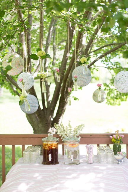 feather + light photography | child first birthday | flowers | first birthday