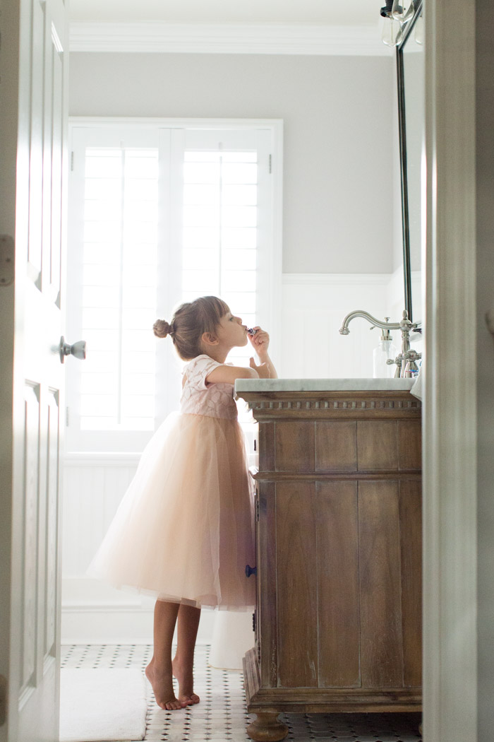 feather + light photography | lipstick + tippy toes | childhood 