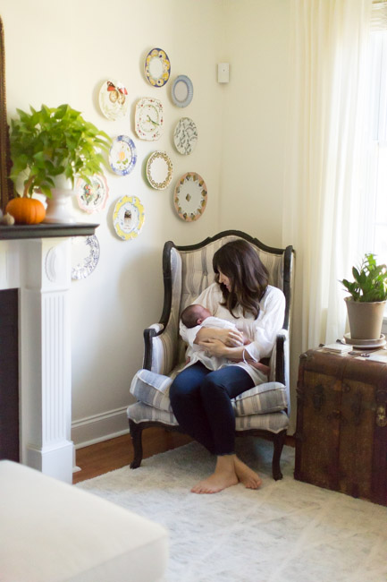 feather + light photography | maternity photography | natural light photography | lifestyle maternity session