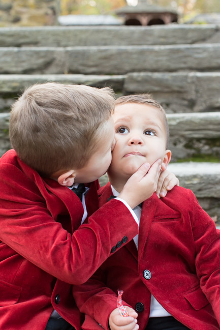 feather + light photography | family shoot | Hunting Hill Mansion