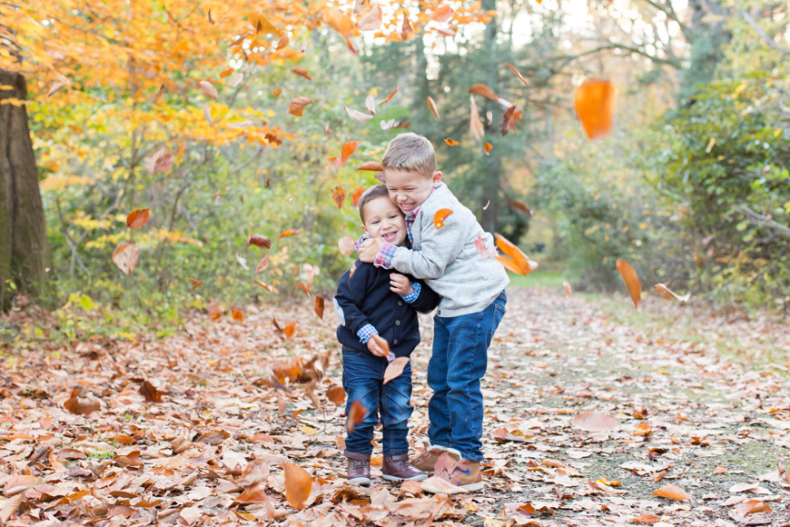 feather + light photography | family shoot | Hunting Hill Mansion