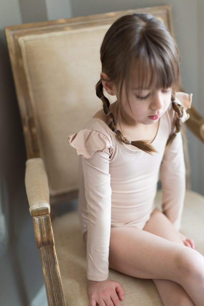 feather + light photography | child fashion blogger | leotard boutique | tiny dancer