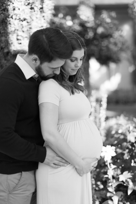 feather + light photography | maternity session | natural light photography | lifestyle photographer