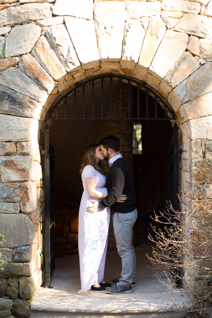 feather + light photography | maternity session | natural light photography | lifestyle photographer