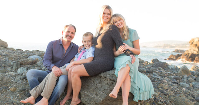 Ricciotti Family - Laguna Beach, CA {Lifestyle + Family}