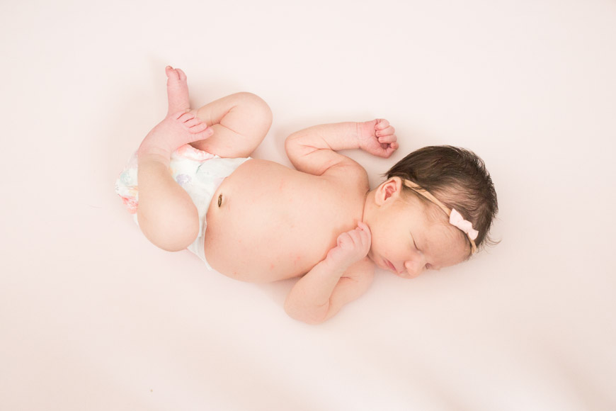 feather + light photography | natural light lifestyle photographer | orange county , ca | newborn photographer