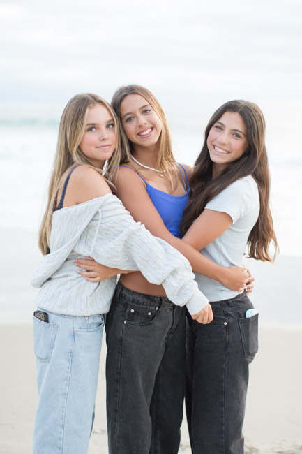 besties photoshoot, Dana Point photographer, best friends photoshoot, beach photos in orange count, Orange County photographer